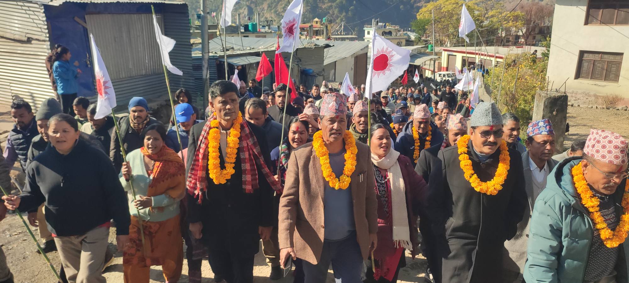 बाजुरामा चुनावी मैदानमा थापा : विकास, संघर्ष र निरन्तरताको दाबी